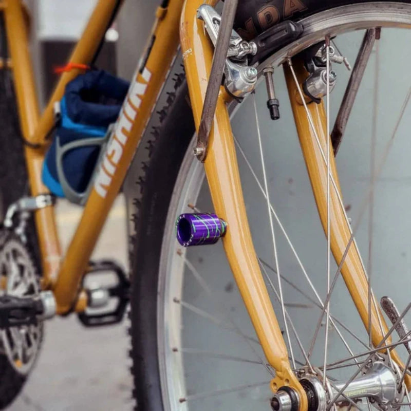 LIGHT MOUNT（SPLASH COLOR） ライトマウント ライトホルダー フロントライト固定 スプラッター塗装 フォークマウントライト 自転車用ライトブラケット バイクカスタムパーツ