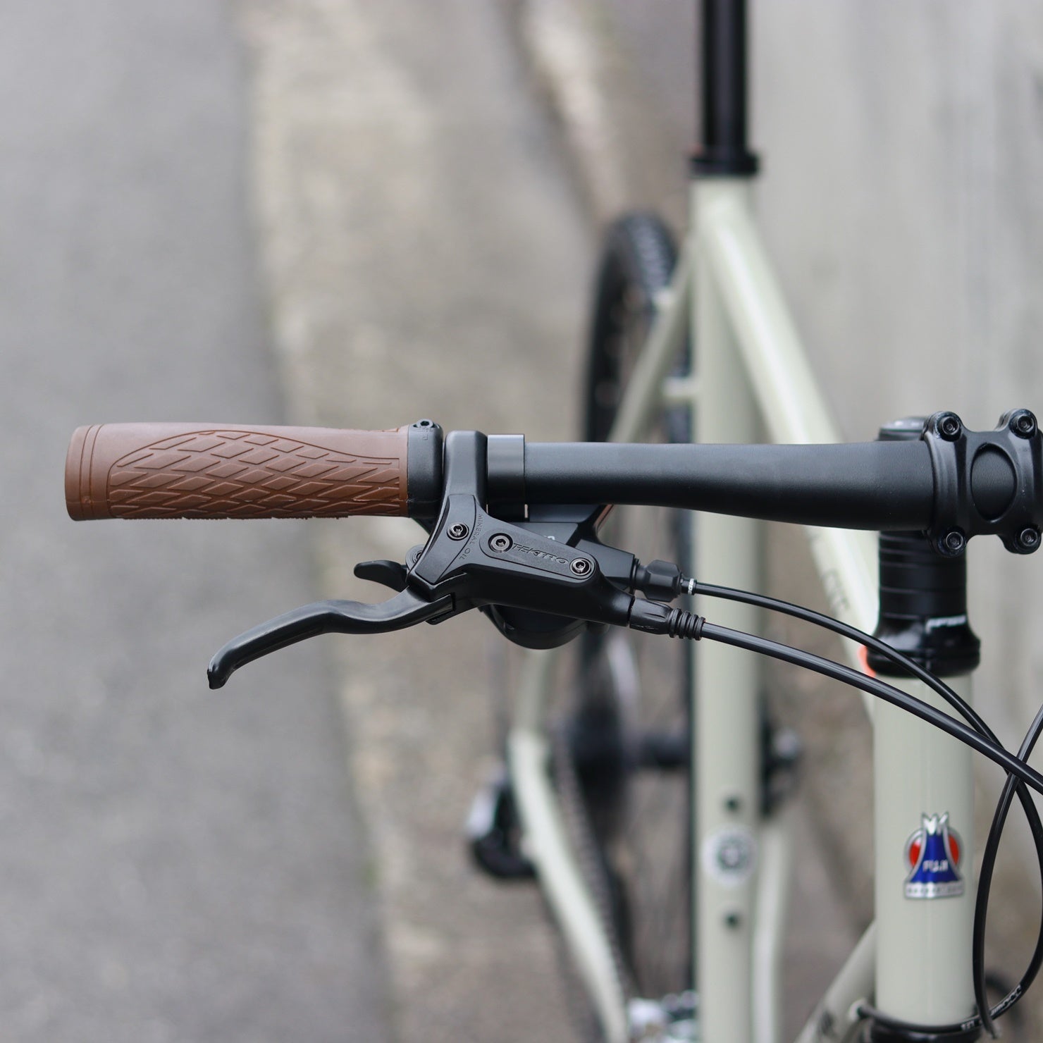 FUJI / 【2026年モデル】FEATHER CX FLAT – 京都の自転車屋 CYCLE SHOP