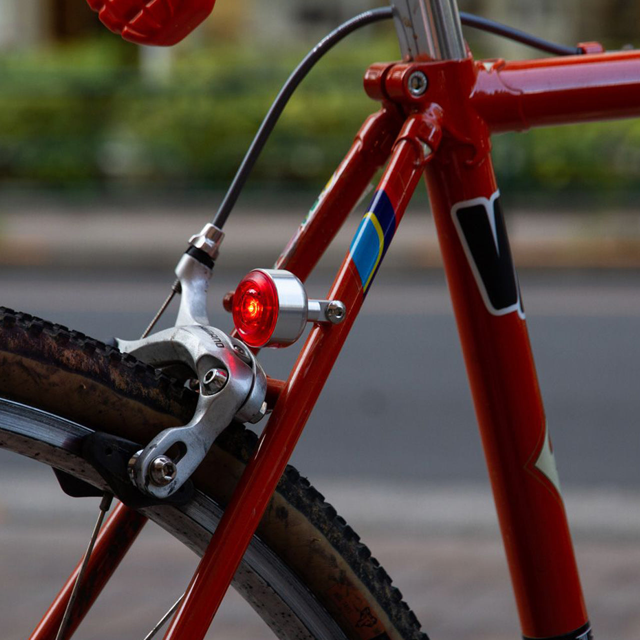 BLUELUG KOMA light rear（コマ ライト リア） – 京都の自転車屋 ...