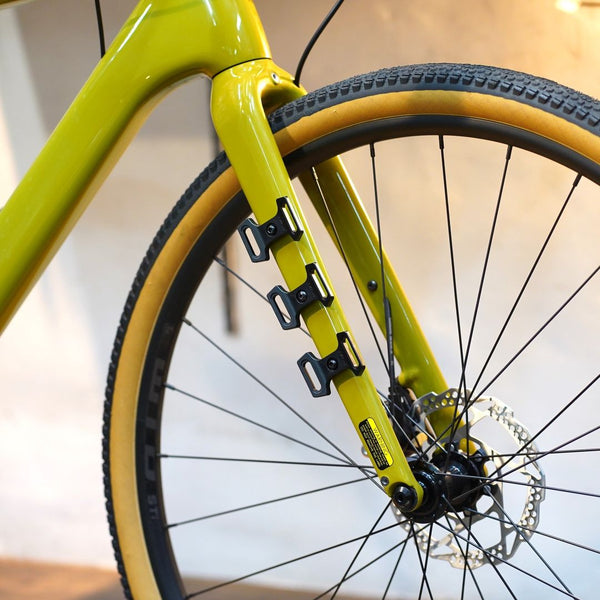 FIX PLUS Gear Tightener synthetic 2.0|Lightweight Strap Mount Utilizing Dovetail Grooves – 京都の自転車屋 CYCLE SHOP eirin & サイクルハテナ
