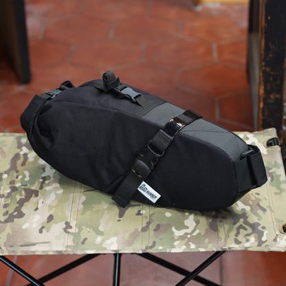 ROAD RUNNER BAGS Fred Bikepacking Saddle Bag ロールトップサドルバッグ