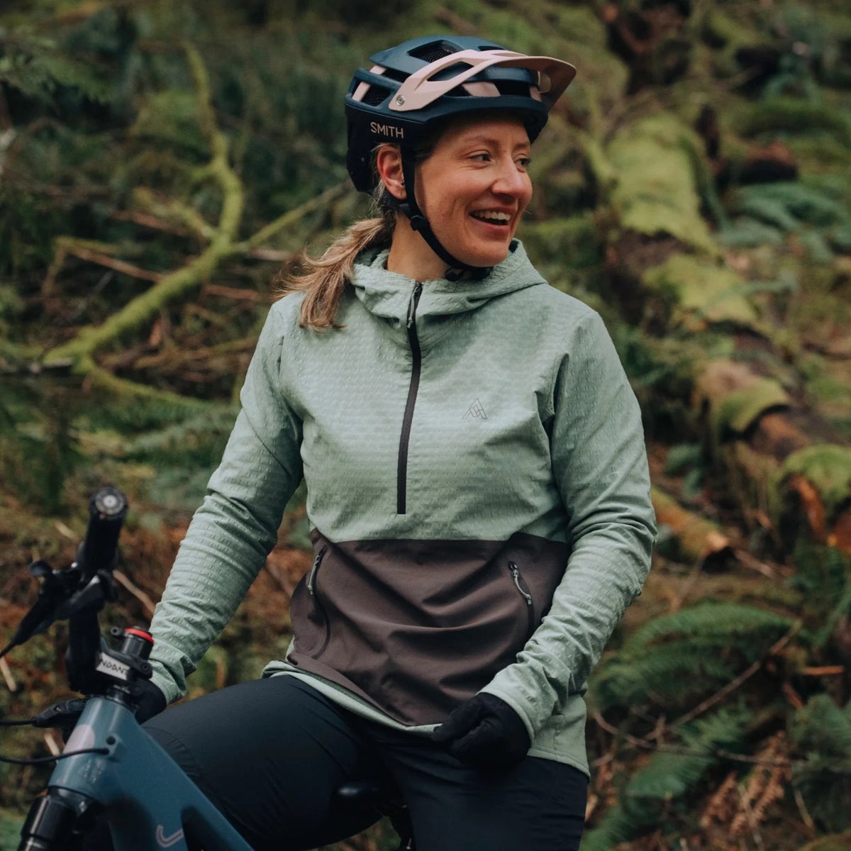 CHILCO ANORAK WOMEN'S