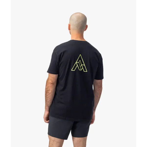 PODIUM TEE
