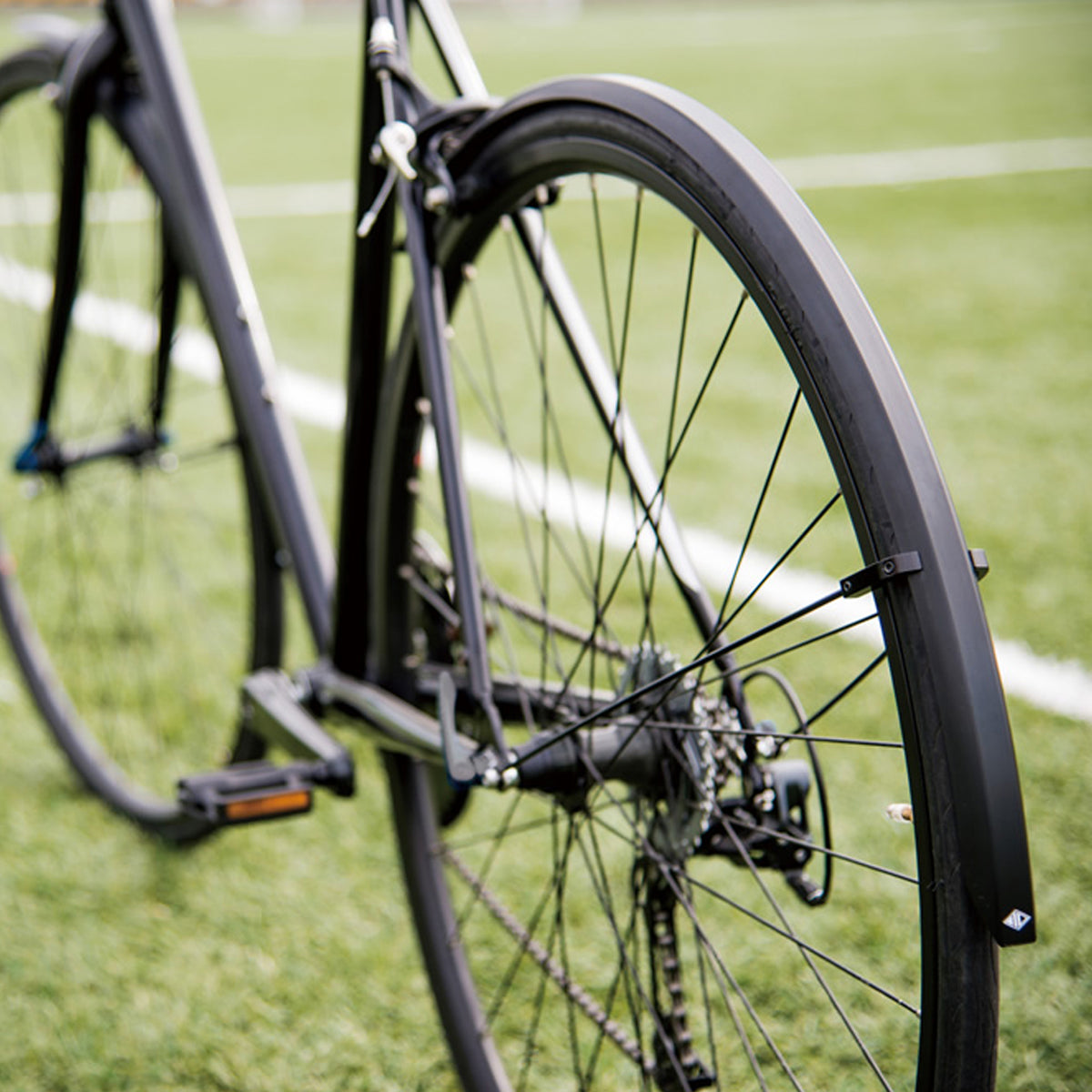 SLIM ROAD FENDER