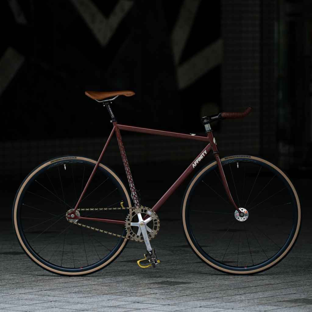 初期型　アフィニティー　ロープロ　フレームセット　M　パシュート AFFINITY CYCLES Lo Pro Track Frame｜NY発、攻撃的パシュート