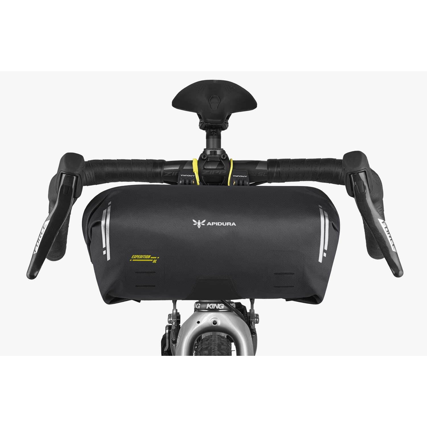 APIDURA Expedition Handlebar Pack｜操作性を損なわない防水ハンドル