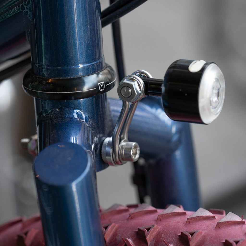 BL SELECT light stay ライトステー 自転車 自転車 ライト 取り付けステー BLUE LUG カスタムパーツ ブルーラグ ライトステー 自転車 フロントライト 固定方法 バイク ライト マウント KOMA light 取付ステー