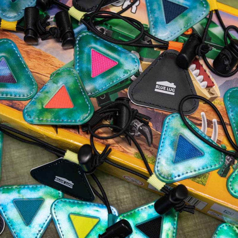 MINI triangle reflector（earth dye）