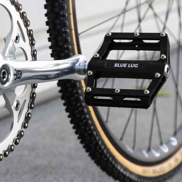 SHARK pedal