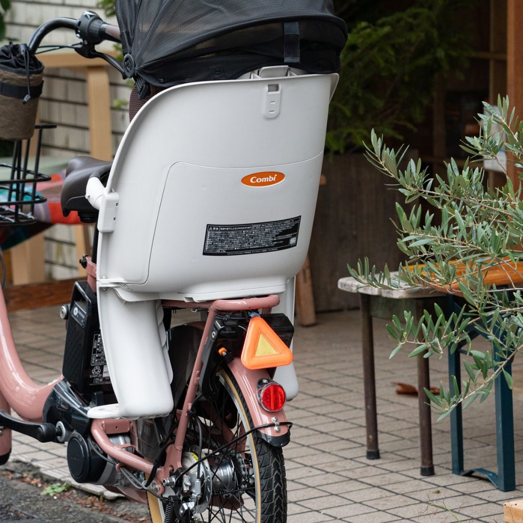 triangle reflector（ASSORT） リフレクター 自転車 三角リフレクター バイクアクセサリー 自転車安全グッズ BLUE LUG ブルーラグ アソートカラー MADE IN JAPAN