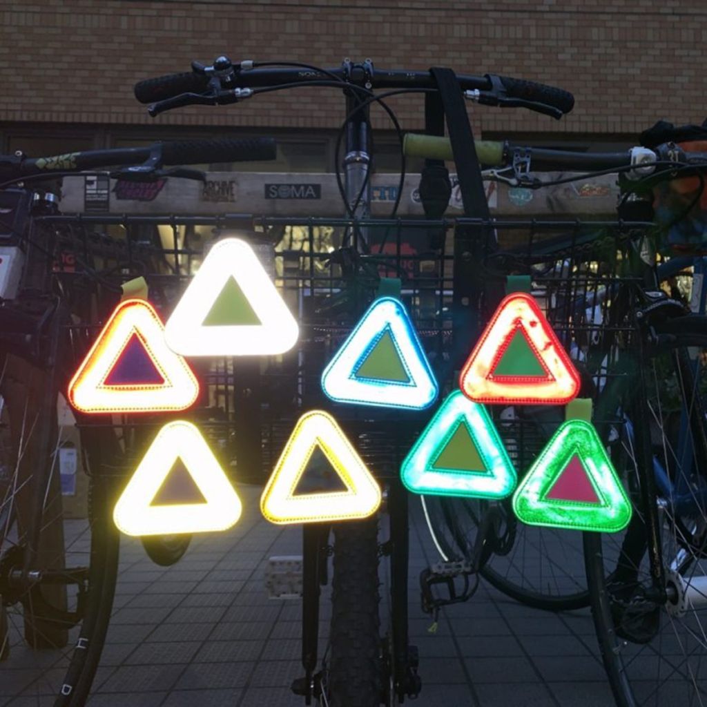 triangle reflector（ASSORT） リフレクター 自転車 三角リフレクター バイクアクセサリー 自転車安全グッズ BLUE LUG ブルーラグ アソートカラー MADE IN JAPAN