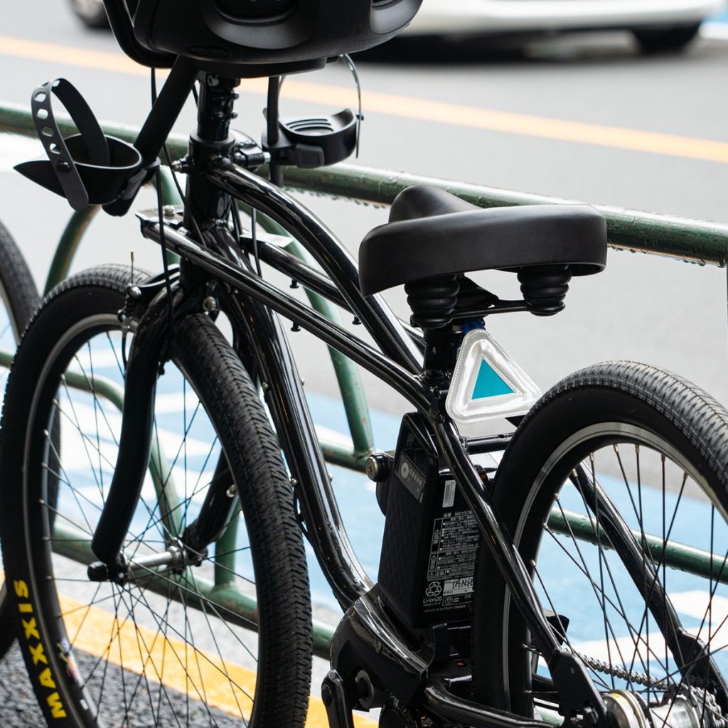 triangle reflector（ASSORT） リフレクター 自転車 三角リフレクター バイクアクセサリー 自転車安全グッズ BLUE LUG ブルーラグ アソートカラー MADE IN JAPAN