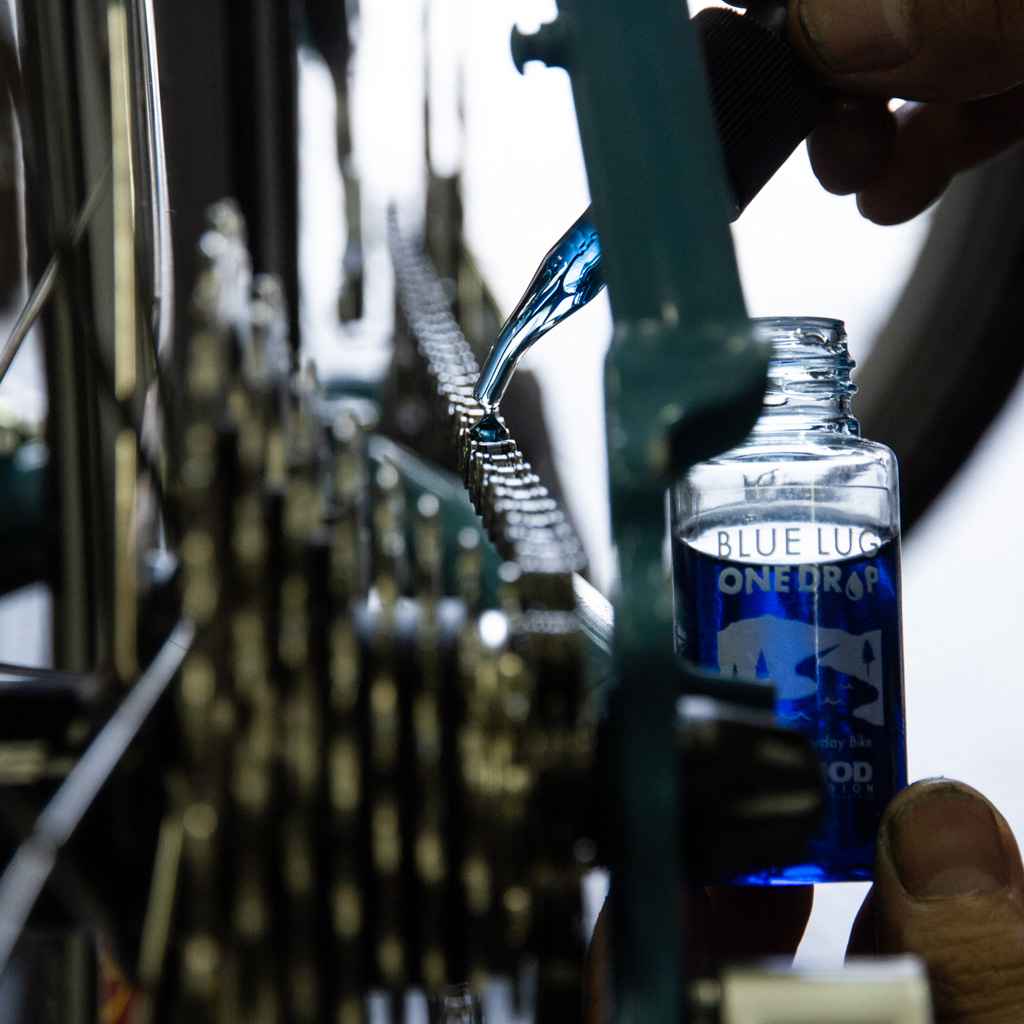 bluelug's one drop BORED ボアード BLUE LUG ブルーラグ チェーンオイル 自転車 自転車メンテナンスオイル ベアリングオイル ワイヤー潤滑剤 自転車ケミカル