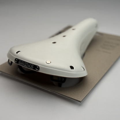 B17 WHITE