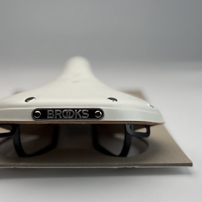 B17 WHITE