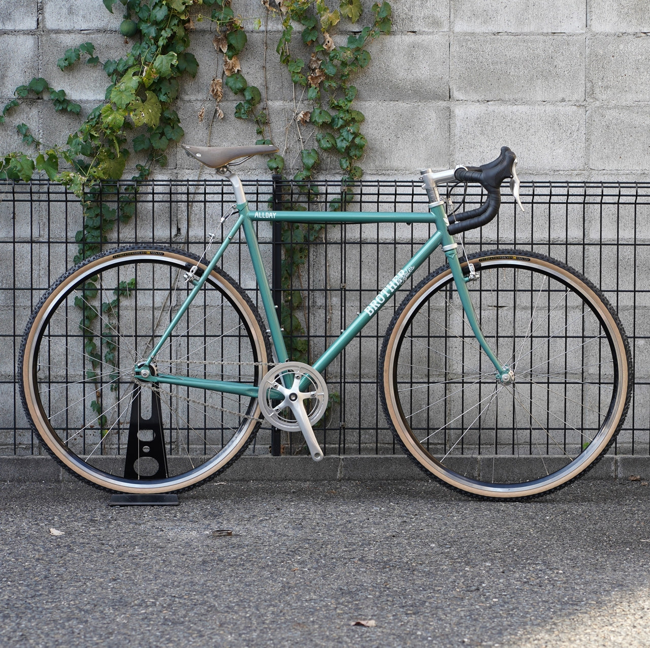 ALL DAY（original complete bike-52size） BROTHER CYCLES ALLDAY オリジナル完成車 コンプリートバイク シングルスピード 自転車 クロモリバイク 京都 BROOKS CAMBIUM 街乗り ピスト