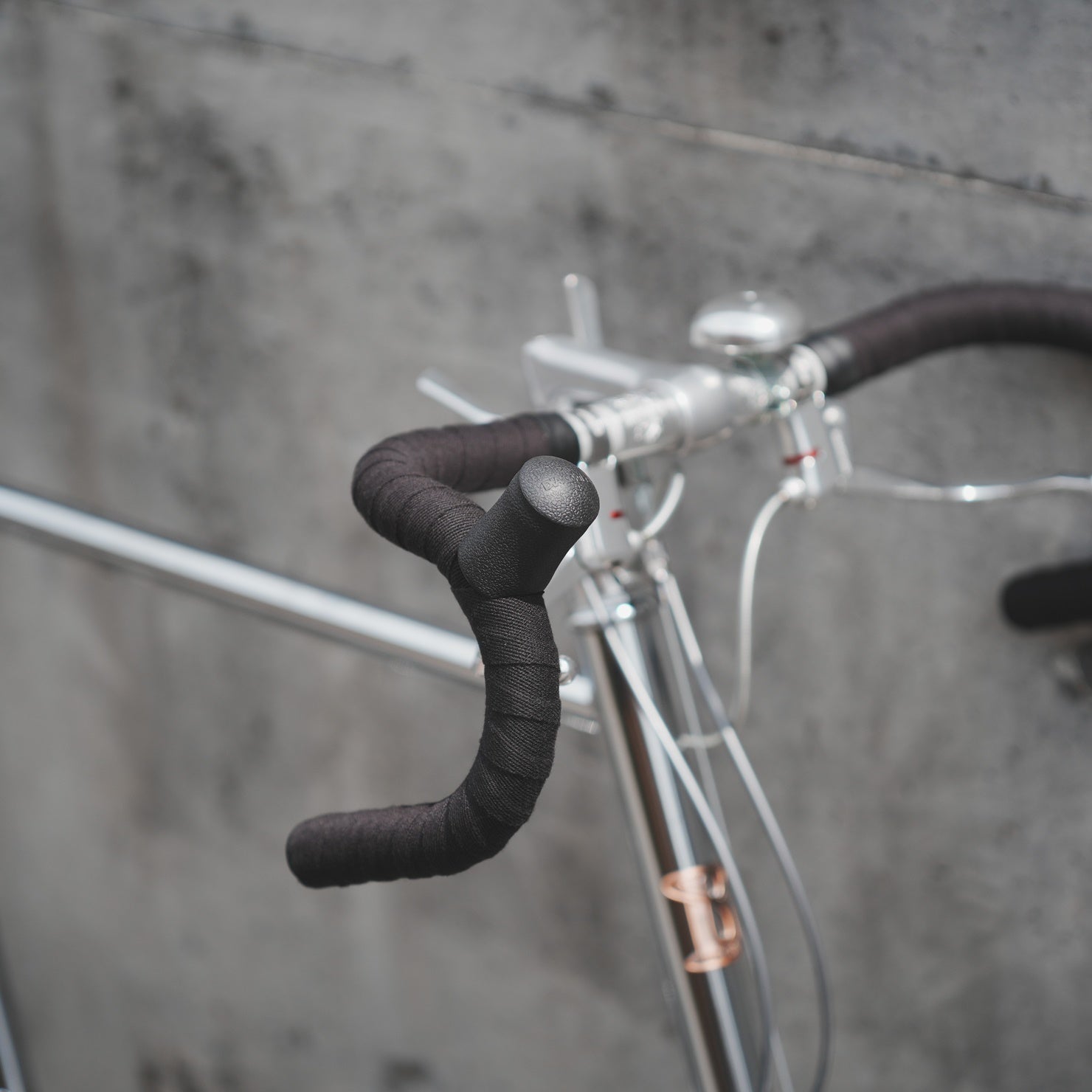 BRUNO MINIVELO 20 ROAD DROP｜街乗りも旅も楽しめるクロモリミニベロ