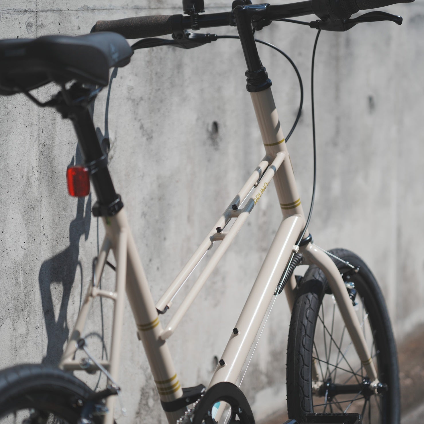 BRUNO MIXTE BLACK EDITION|街に馴染む、軽やかな乗り心地の定番 BRUNO MIXTE BLACK EDITION|街に馴染む、軽やかな乗り心地の定番