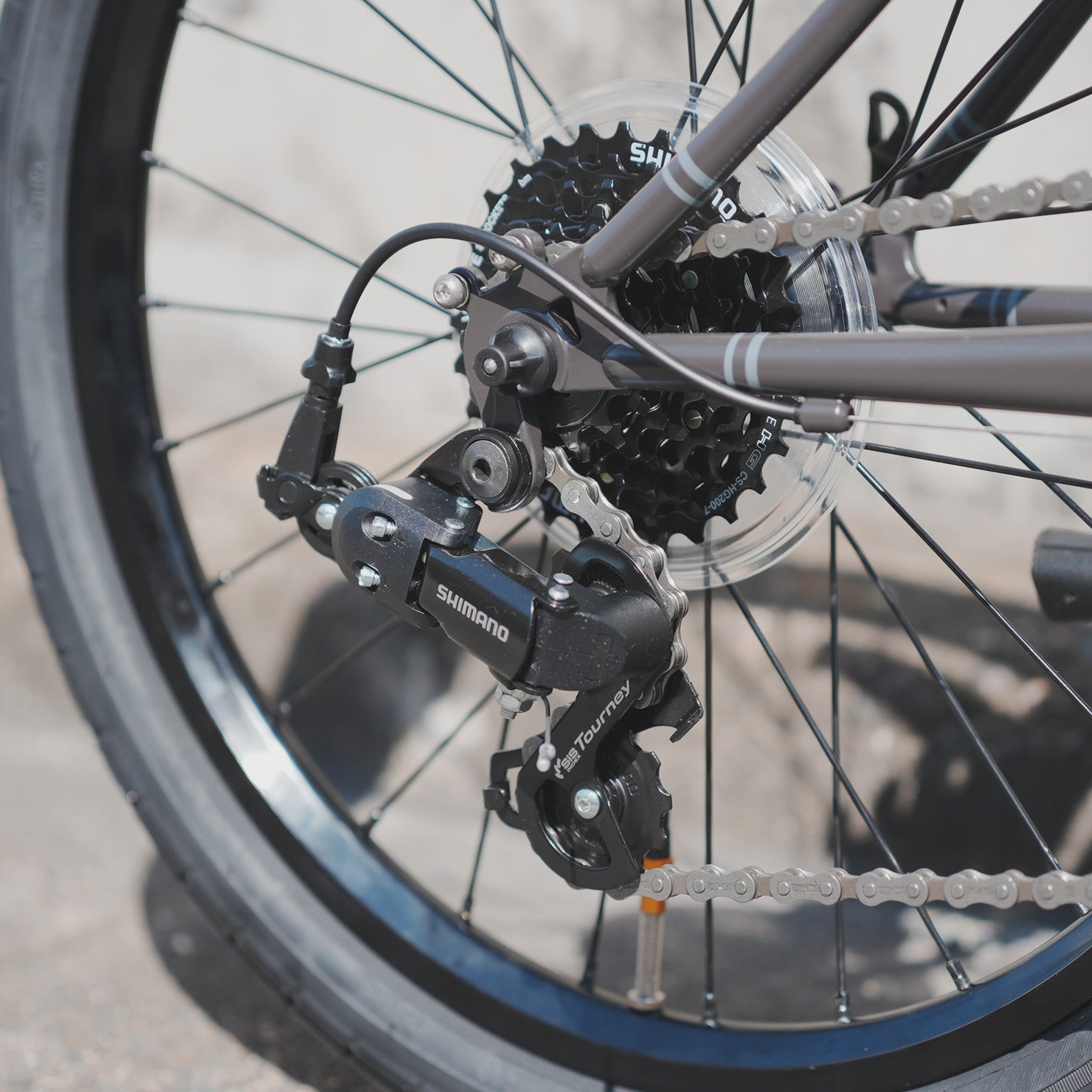 BRUNO MIXTE BLACK EDITION｜街に馴染む、軽やかな乗り心地の定番