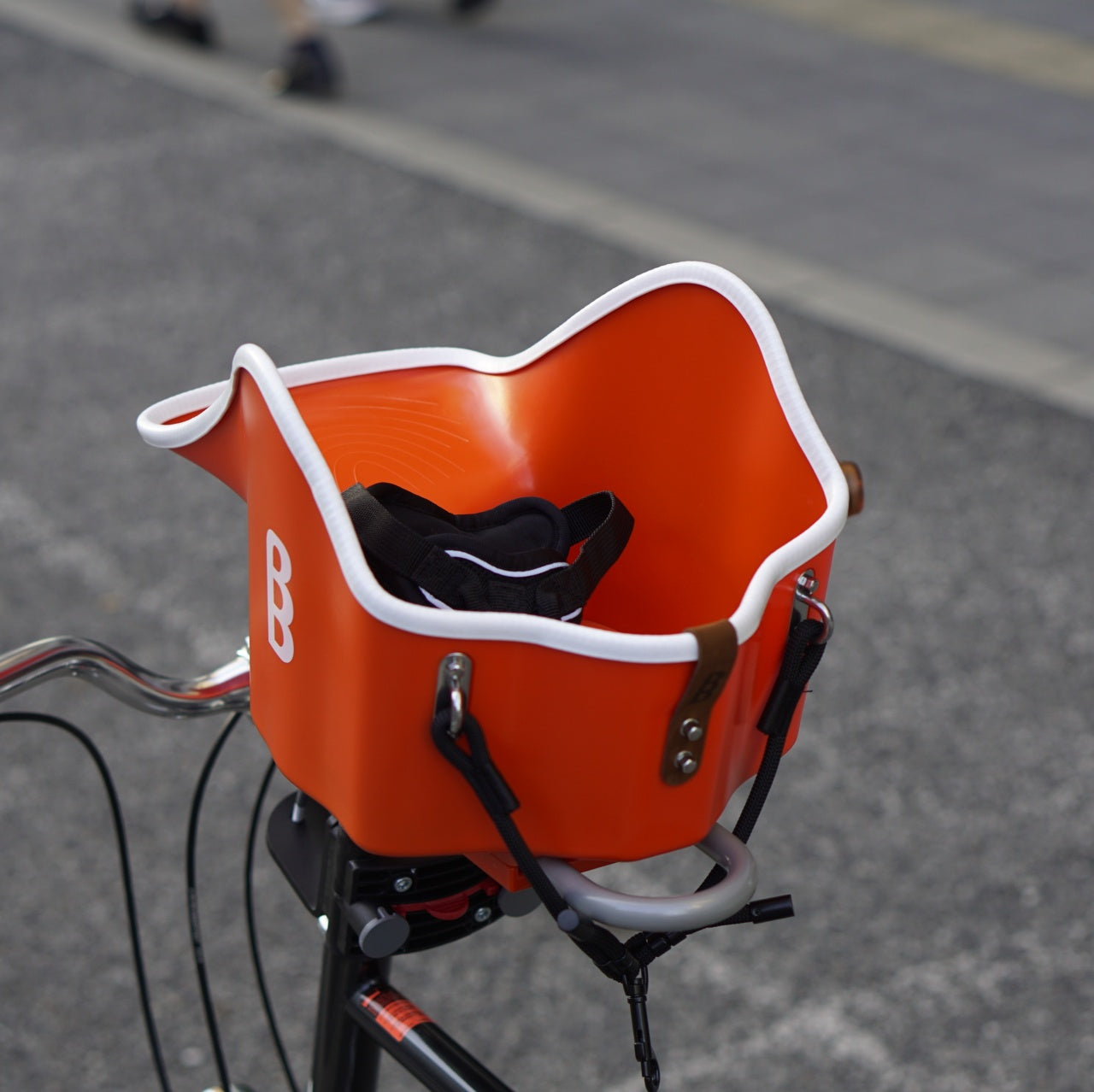 Canine Copilot Brook & Breeze Canine Copilot ドッグシート 犬 自転車 同乗 小型犬 ハーネス ペット用バイクシート クイックリリース ドッグキャリア 犬とのサイクリング