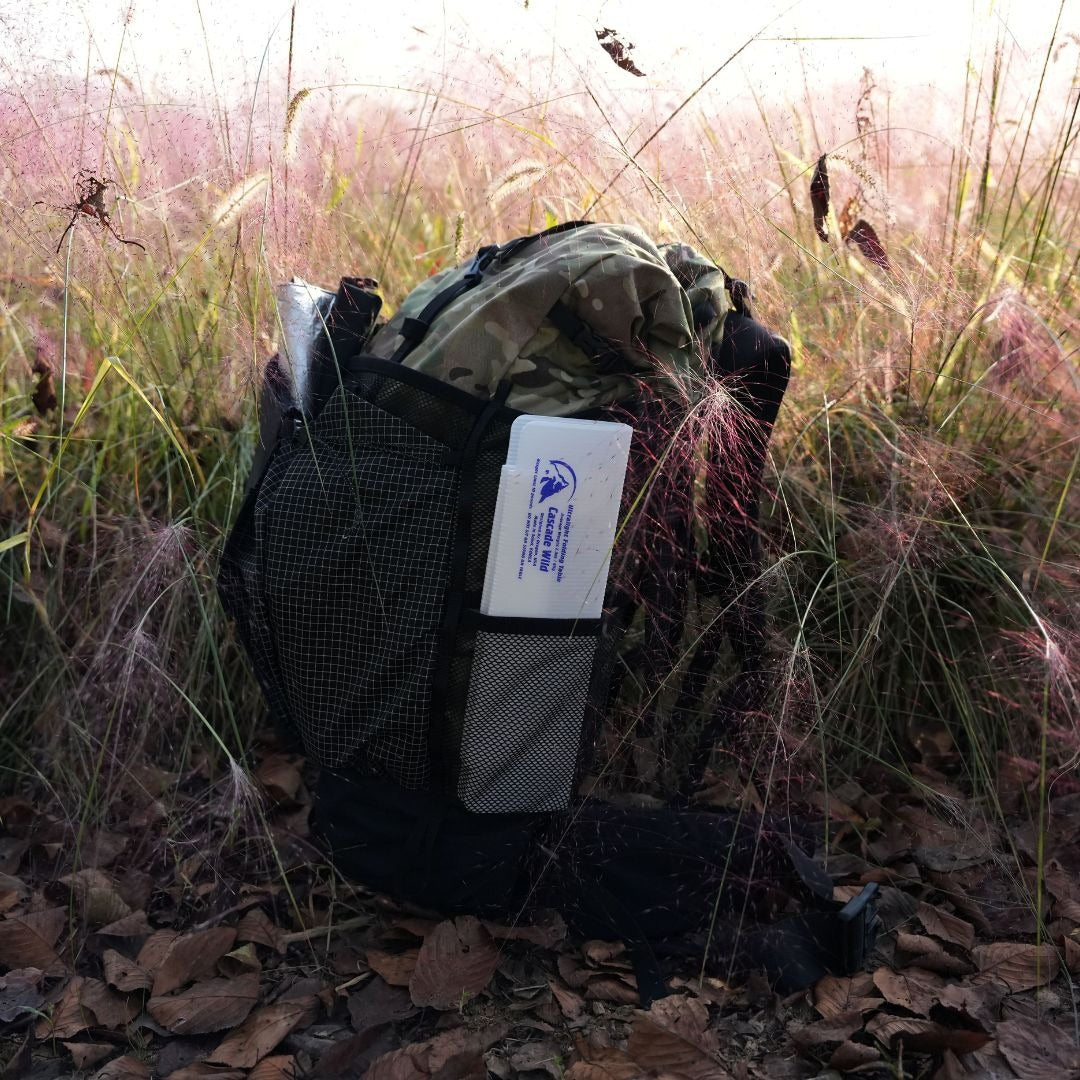 ULTRA LIGHT TABLE Cascade Wild カスケードワイルド ULテーブル バックパッキングギア 軽量キャンプ用品 MoonRocket 折りたたみテーブル