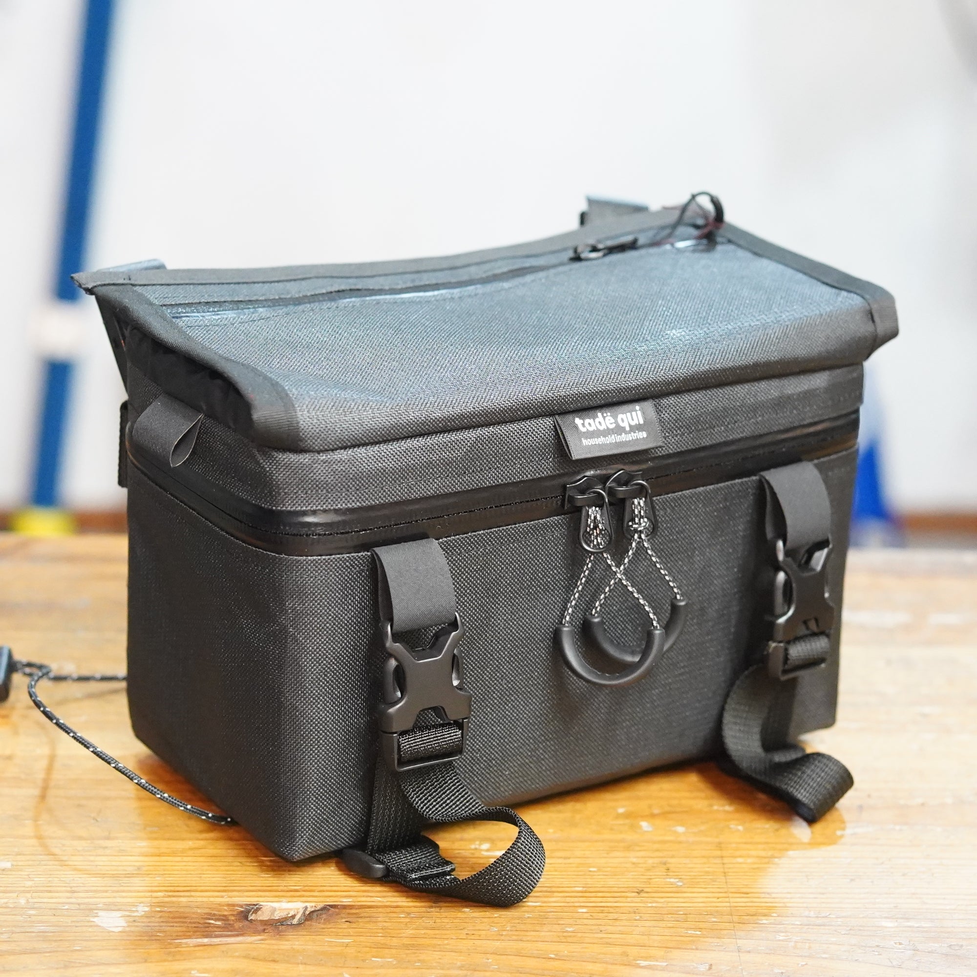 tade qui Cunningham（Ultra X™ diamondhide 400D）｜軽量高耐久
