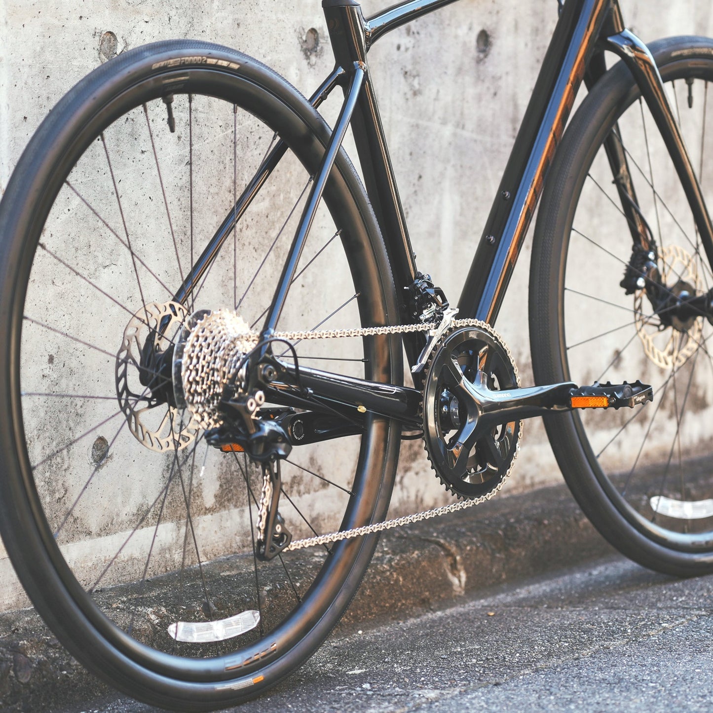 【型落ちセール！】【京都/店頭お渡し限定】【2023年モデル】Contend AR 1（480size） ジャイアント ロードバイク 中古 初心者 おすすめ 通勤 用 コンテンド AR 1 レビュー チューブレスレディ 38C タイヤ対応 オールロード