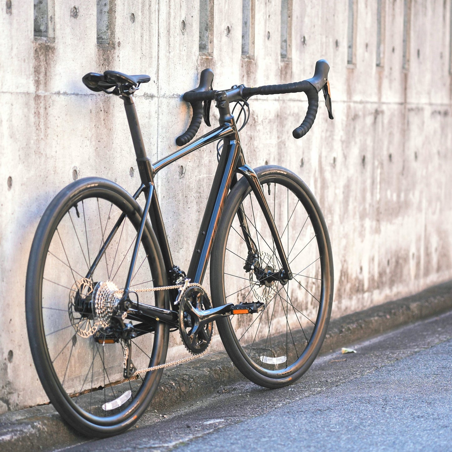 【型落ちセール！】【京都/店頭お渡し限定】【2023年モデル】Contend AR 1（480size） ジャイアント ロードバイク 中古 初心者 おすすめ 通勤 用 コンテンド AR 1 レビュー チューブレスレディ 38C タイヤ対応 オールロード