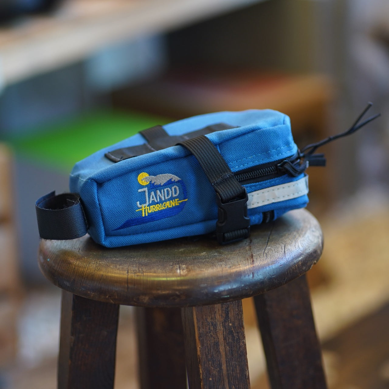 JANDD｜Hurricane Mini Mountain Wedge – 京都の自転車屋 CYCLE SHOP