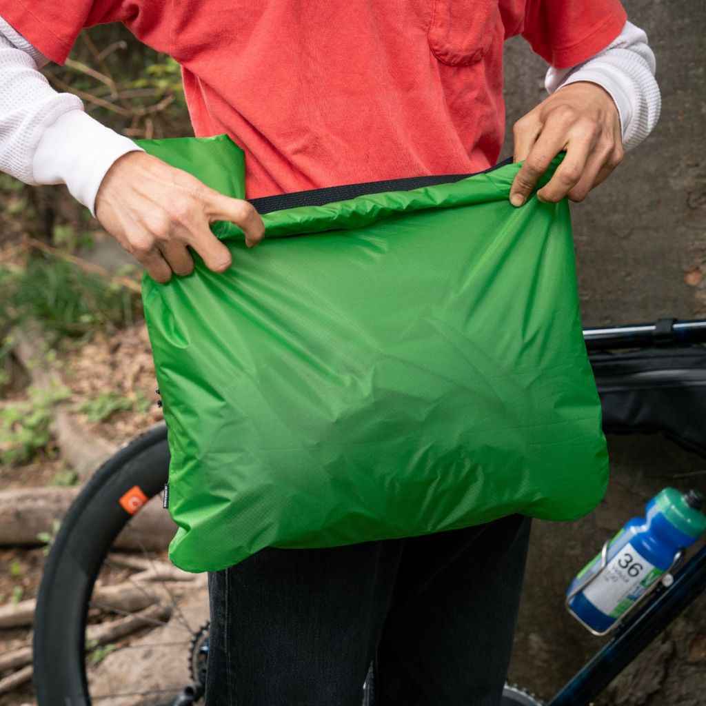 packable sacoche（cordura rip） FAIRWEATHER フェアウェザー 防水サコッシュ パッカブルサコッシュ バイクパッキング キャンプツーリング 軽量バッグ