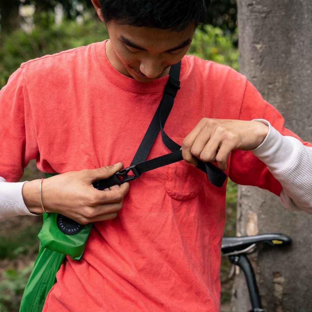 packable sacoche（cordura rip） FAIRWEATHER フェアウェザー 防水サコッシュ パッカブルサコッシュ バイクパッキング キャンプツーリング 軽量バッグ