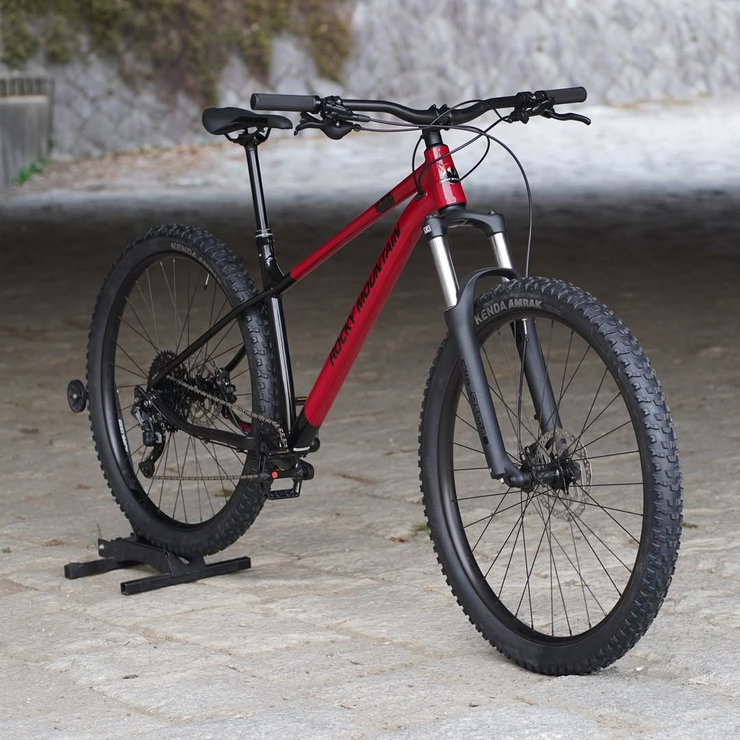 【型落ちセール！】【2022年モデル】GROWLER 20 ロッキーマウンテン トレイルMTB ハードテールマウンテンバイク エンデューロバイク 29erハードテール マウンテンバイク初心者 MTBカスタムパーツ