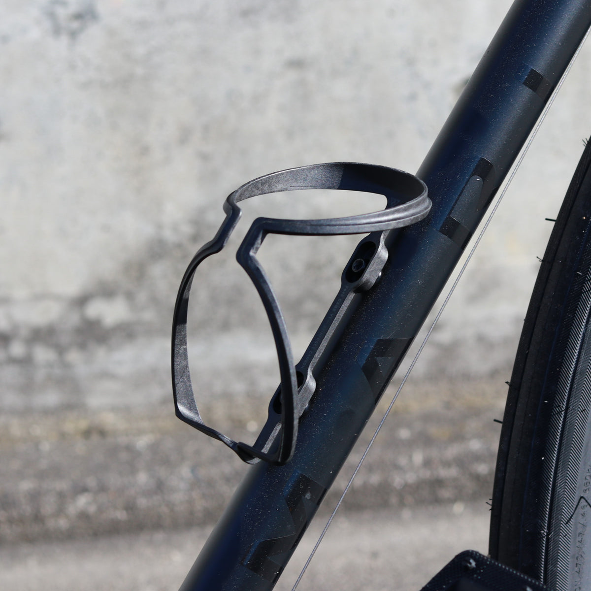 Feza Cage V1 Reinforce Carbon