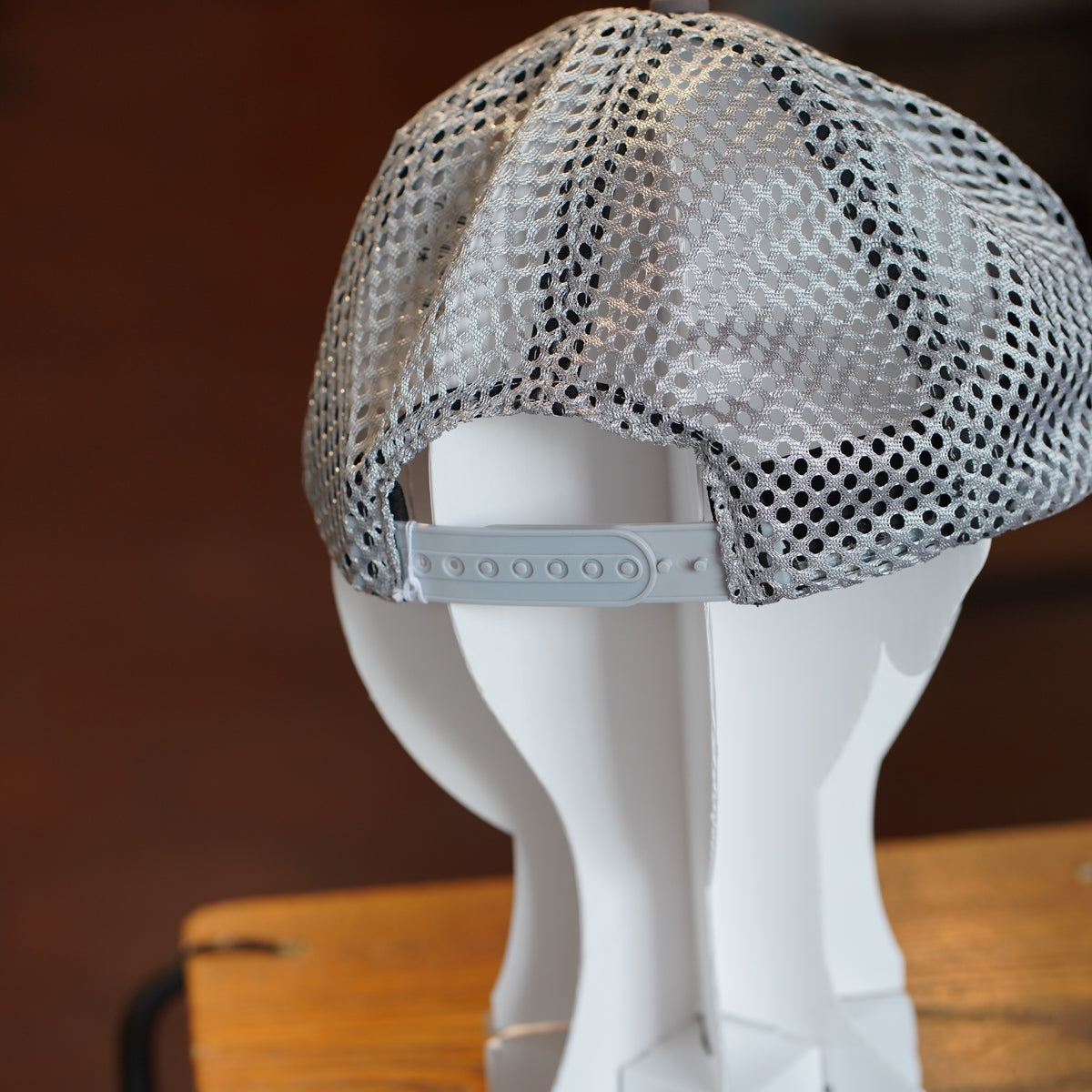 TRAIL CAP
