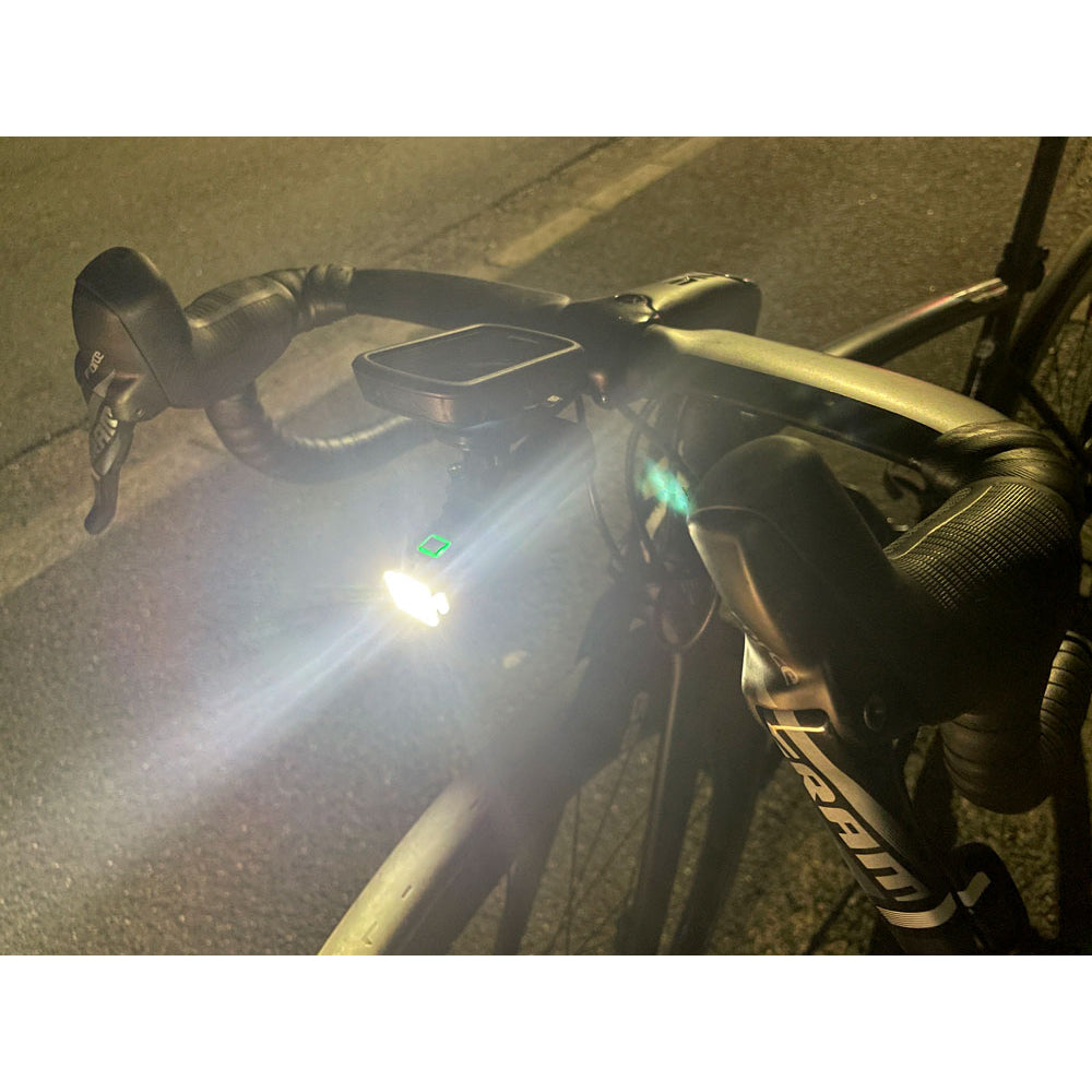 BLINDER 1000 KNOG BLINDER 1000 KNOG ライト 自転車 ヘッドライト 1000ルーメン USB-C充電 自転車ライト IP67 防水 自転車ライト GoProマウント対応 ライト 高出力 自転車フロントライト