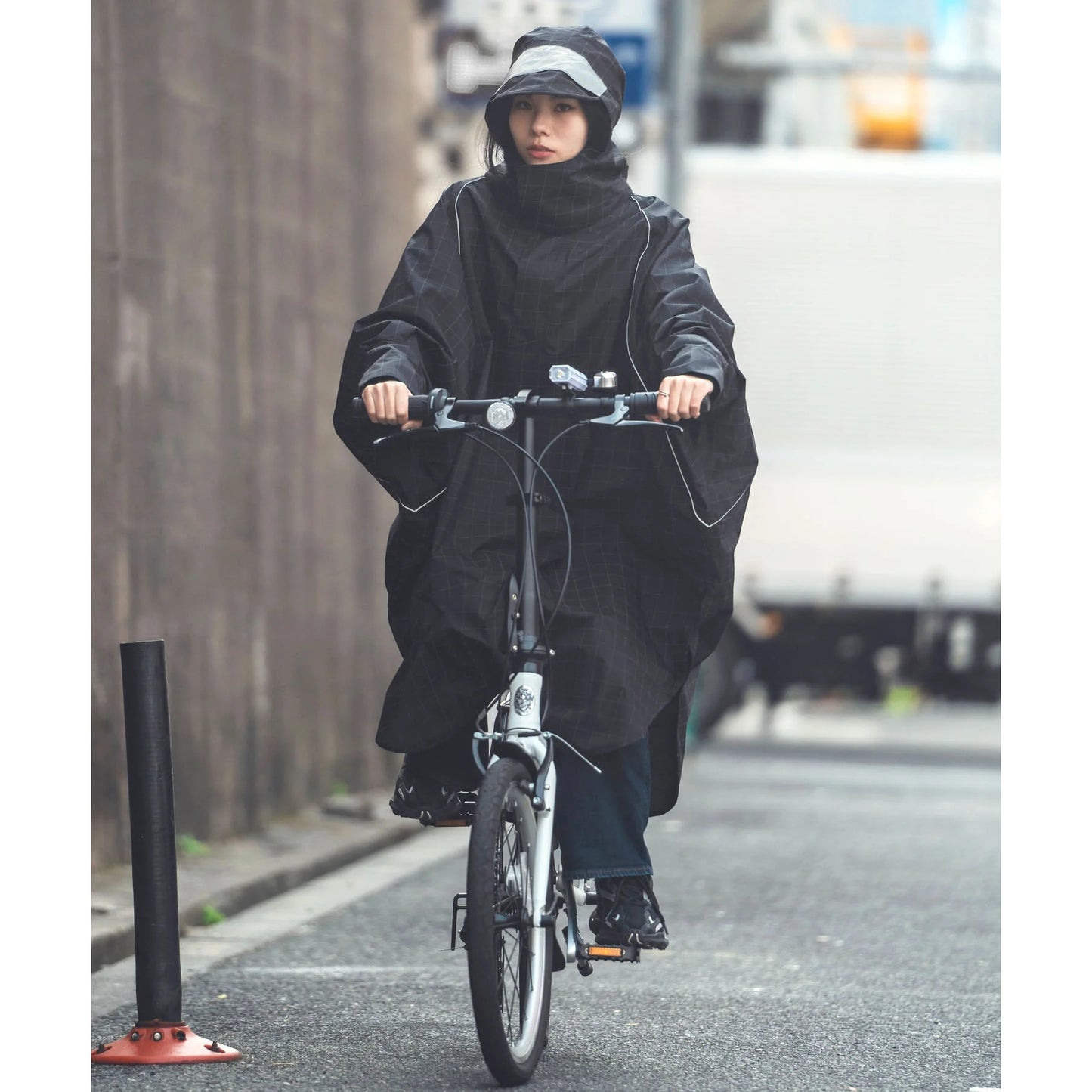 VIS BICYCLE RAINPONCHO（K407） 自転車 レインポンチョ 通勤 雨対策 レインウェア 自転車用 視界確保 レインフード 防水ポンチョ 10,000mm KiU 自転車ウェア 反射材 レインウェア