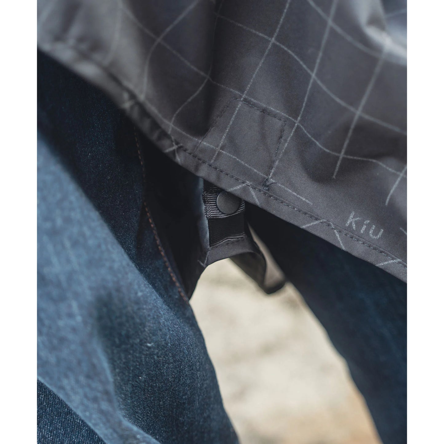 VIS BICYCLE RAINPONCHO（K407） 自転車 レインポンチョ 通勤 雨対策 レインウェア 自転車用 視界確保 レインフード 防水ポンチョ 10,000mm KiU 自転車ウェア 反射材 レインウェア