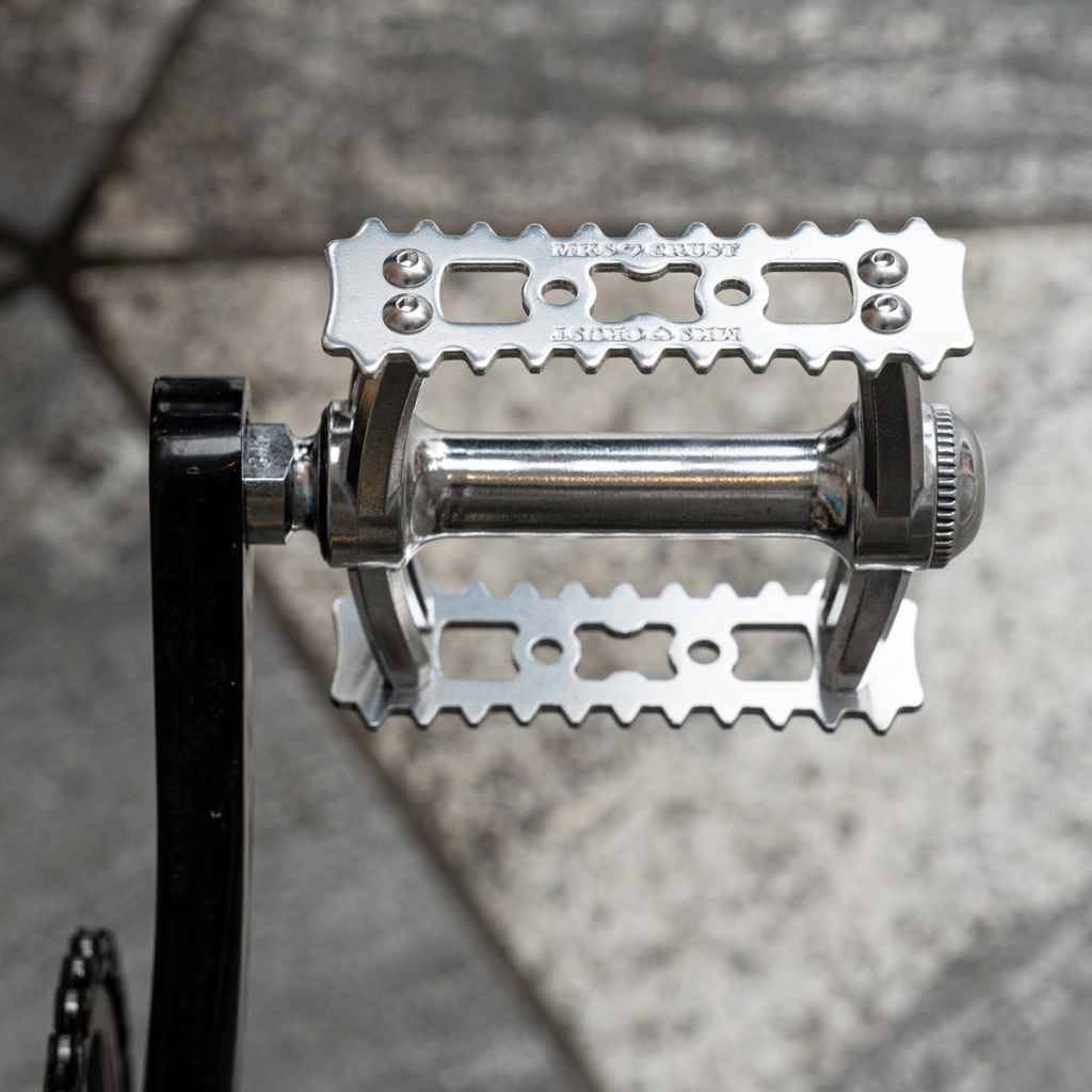 【MKS × CRUST】super gordito pedal CRUST ペダル MKS 別注モデル フラットペダル ツーリング ワイド踏み面 ペダル 日本製 自転車ペダル BMX ルーツ ブランド GORDITO 比較