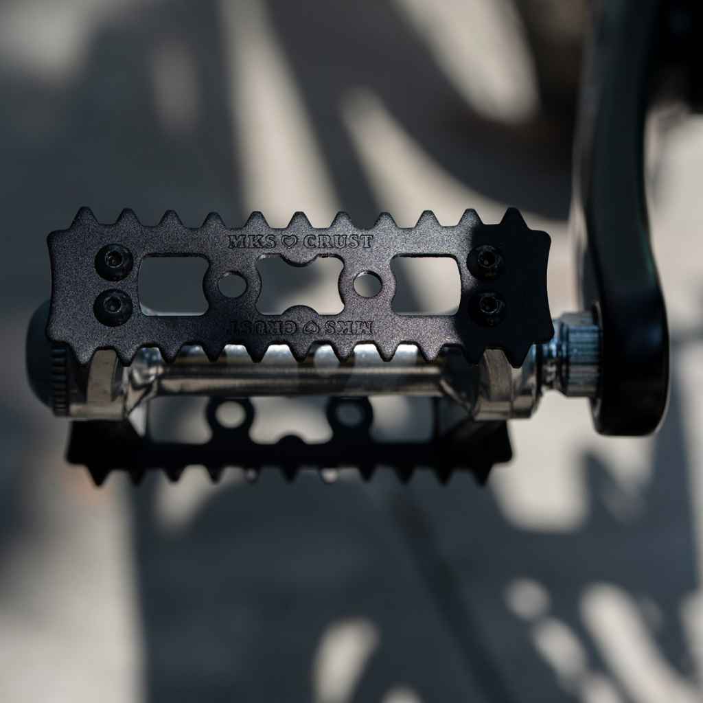 【MKS × CRUST】super gordito pedal CRUST ペダル MKS 別注モデル フラットペダル ツーリング ワイド踏み面 ペダル 日本製 自転車ペダル BMX ルーツ ブランド GORDITO 比較
