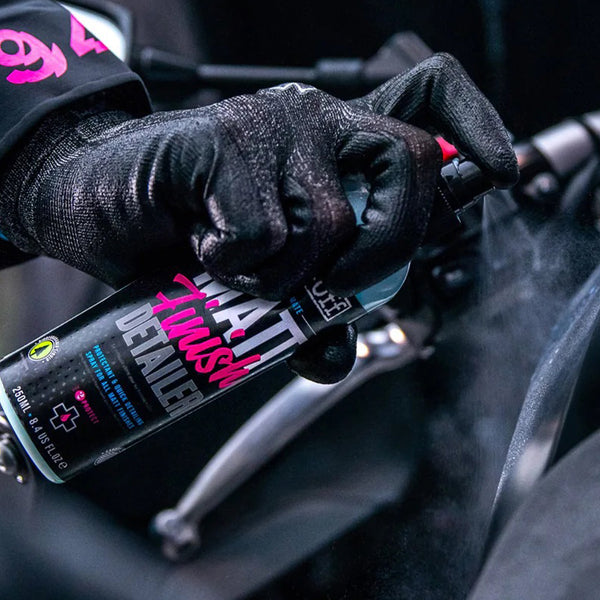 MATT FINISH DETAILER（250ml）