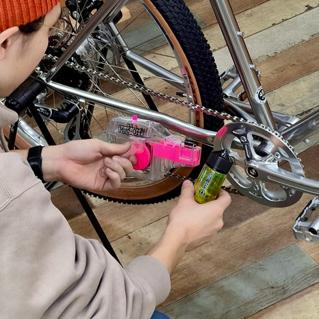 MUC-OFF_X-3 DIRTY CHAIN MACHINE