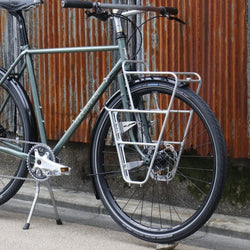 SURLY NICE RACK（Front）｜キャンプツーリングにも対応するクロモリ