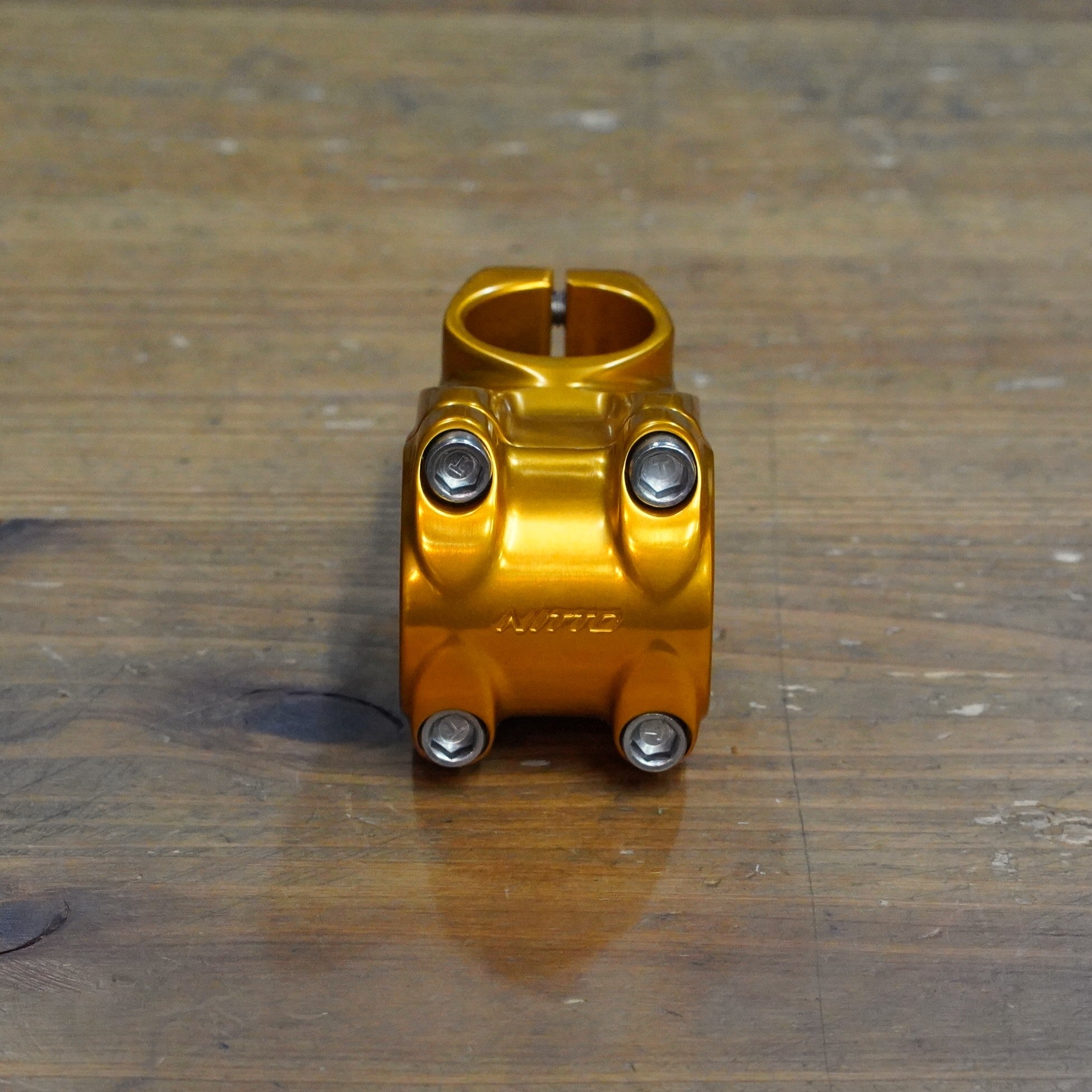 NITTO MT-8 STEM（GOLD）｜高剛性アルミ鍛造の日本製ショートステム