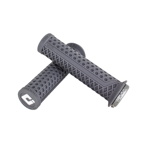 VANS® V2.1 LOCK-ON