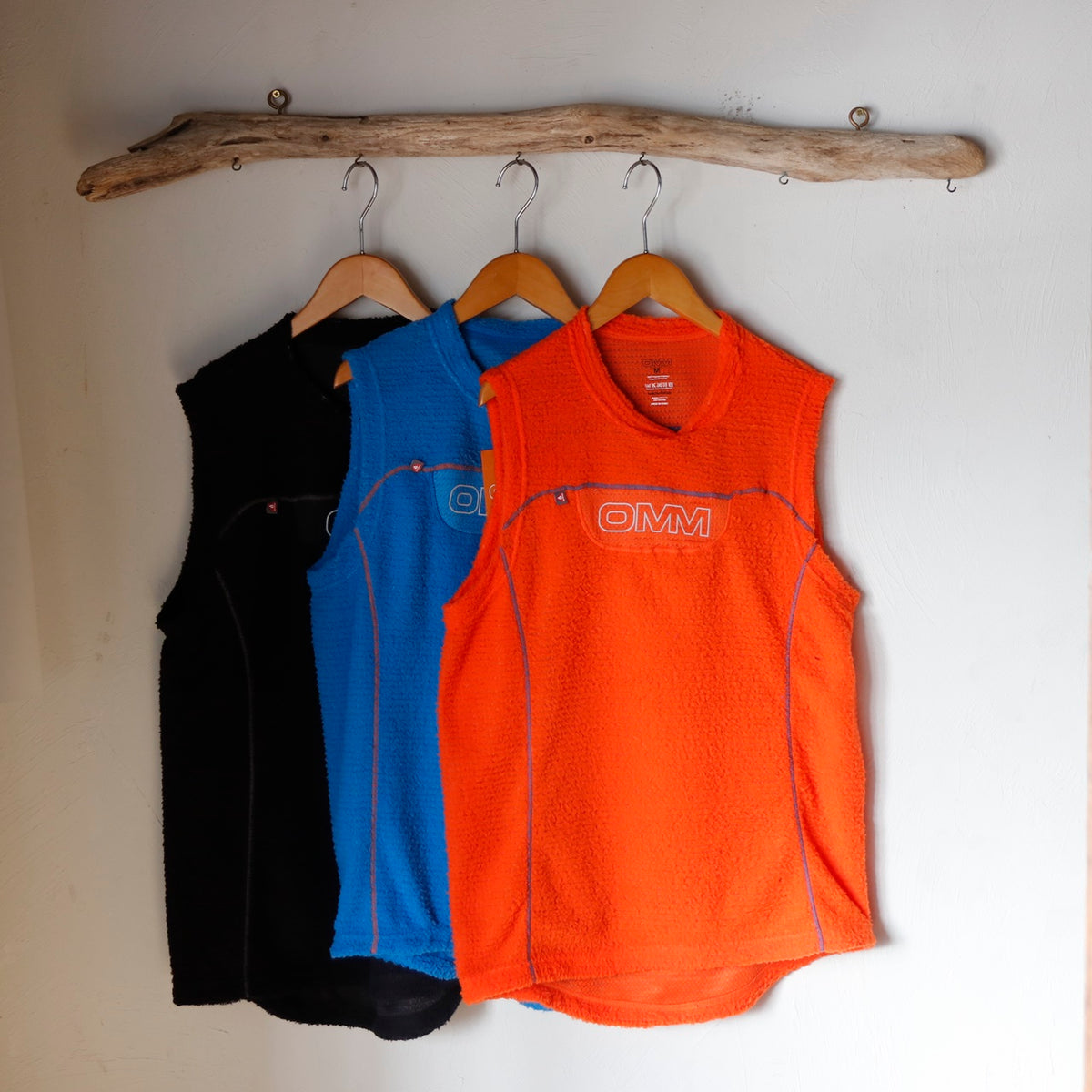 OMM Core Vest PRIMALOFT ACTIVE採用 超軽量インサレーションベスト