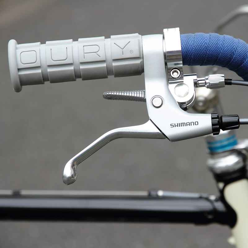 mountain grip BMXグリップ 自転車グリップ交換 ラバーハンドルグリップ カスタムグリップ フランジ付きグリップ ハンドルパーツ アメリカ製バイクパーツ