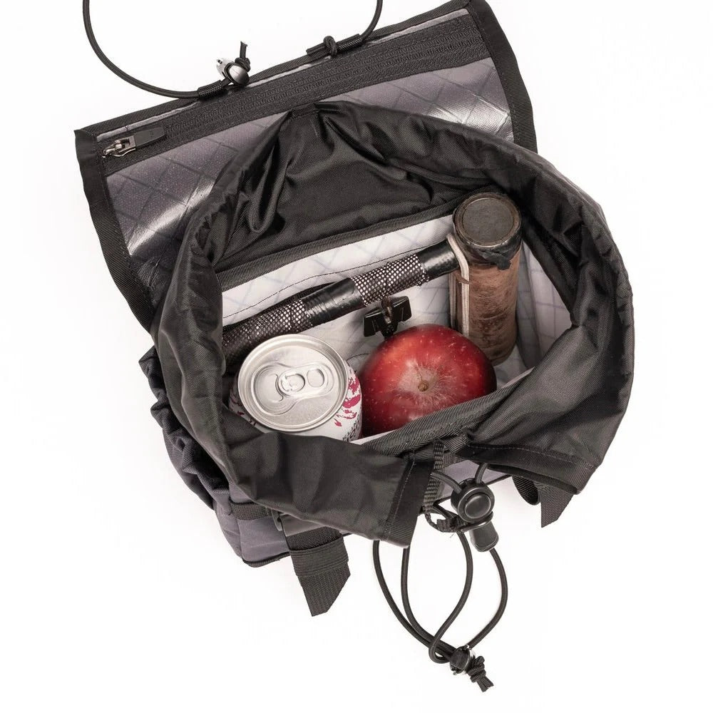 Drawcord Handlebar Bag - 2024 OUTER SHELL ハンドルバーバッグ Drawcord Handlebar Bag 自転車 バッグ 防水 グラベルバイク バッグ ブルベ バッグ ハンドメイド バッグ カリフォルニア バイクパッキング ハンドルバッグ