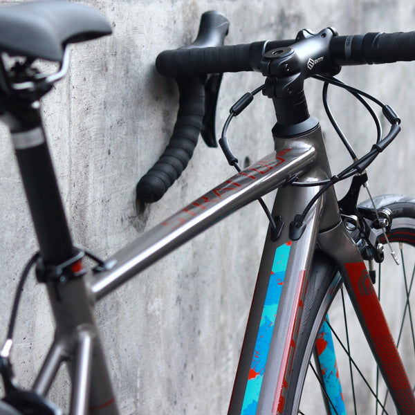 【在庫セール！】STRATTOS S3