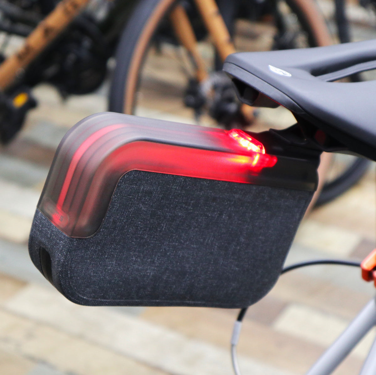 【在庫セール！】LUMIS Bike Bag
