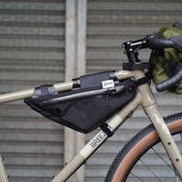 ROAD RUNNER BAGS The Wedge Half Frame Bag